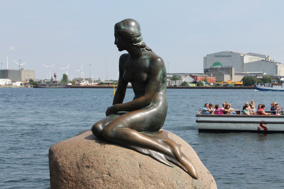 The Little Mermaid | Image courtesy of [Adobe Stock](https://stock.adobe.com/uk/?as_channel=email&as_campclass=brand&as_campaign=creativeboom-UK&as_source=adobe&as_camptype=acquisition&as_content=stock-FMF-banner)