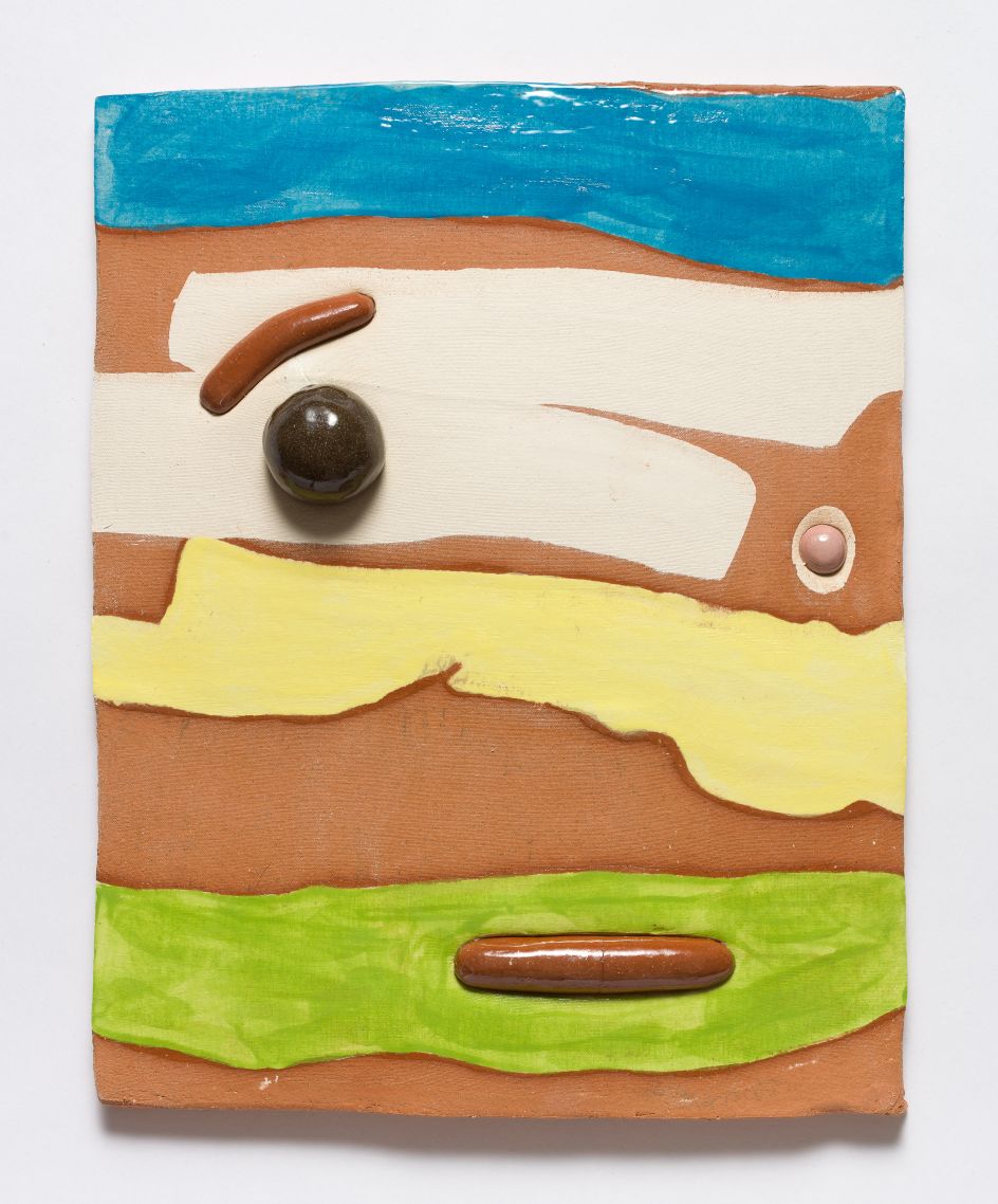 Jonathan Baldock, Maske IX, 2019, ceramic, 31 x 35 cm. Copyright Jonathan Baldock. Courtesy of the artist and Stephen Friedman Gallery, London