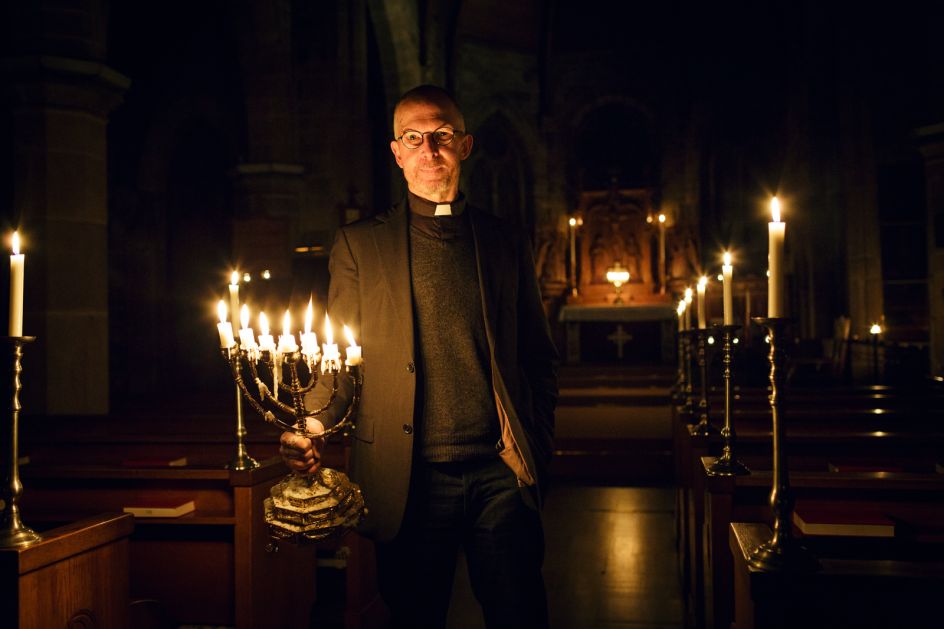 Reverend Nick runs the Anglican church in Stockholm which is part of the Diocese in Europe and has many English speaking people in his congregation. He describes life abroad as feeling clumsy.