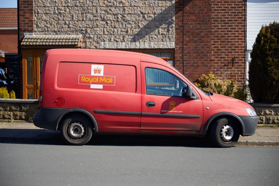 © Isy & Leigh Anderson