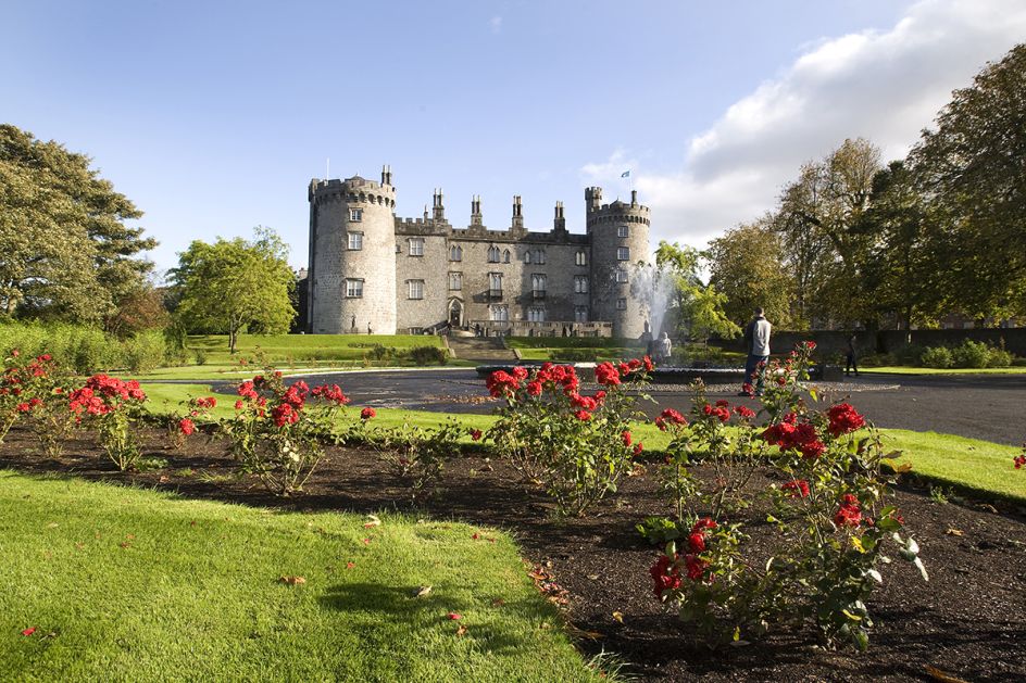 Kilkenny Castle, Kilkenny. Image courtesy of [Tourism Ireland](http://www.ireland.com/en-gb/)