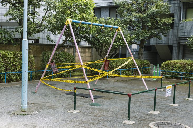 © Lee Basford. All images courtesy of the artist.