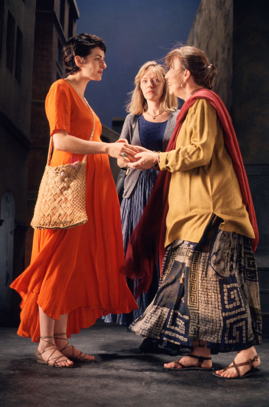 The Greeting, 1995 Video/sound installation 10:22 minutes Performers: Angela Black, Suzanne Peters, Bonnie Snyder Courtesy Bill Viola Studio © Bill Viola Photo: Kira Perov