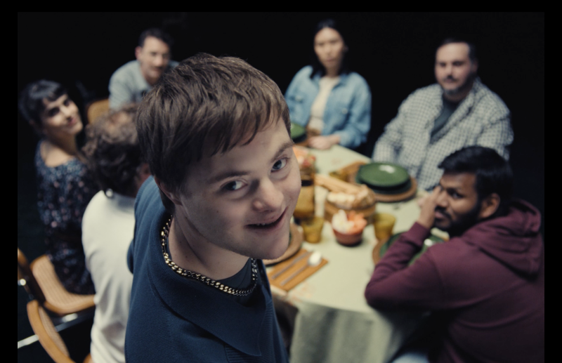 لماذا ينبغي أن تبقى كلمة «R» من الماضي — ولماذا تهمّك هذه الحملة أكثر مما تعتقد