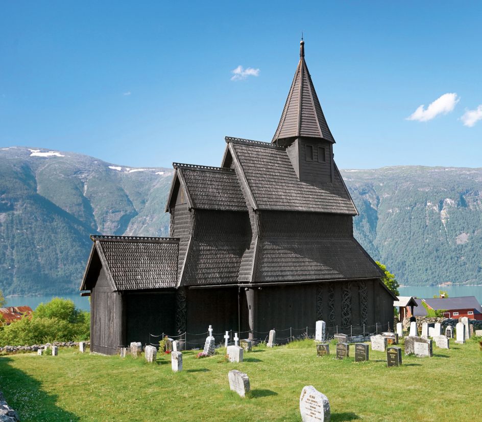 Urnes Church, Ornes, Norway, 12th century, Anonymous. Picture credit: Jan Wlodarczyk (page 94)