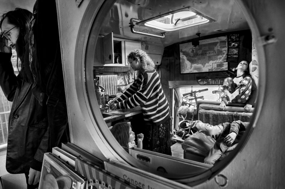 All images are copyright Dotan Saguy from the book Nowhere to Go but Everywhere published by Kehrer Verlag