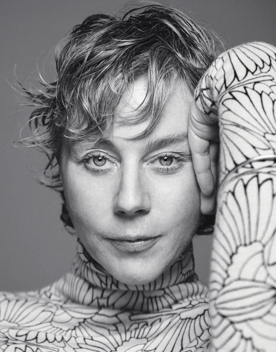 Wise Women by Samantha Louise Emery, Artist Samantha Louise Emery © Colin Gaudet