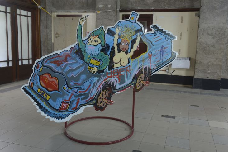 Hardeep Pandhal - Self-Loathing Flashmob, installation detail, 2018 Courtesy of Alan Dimmick