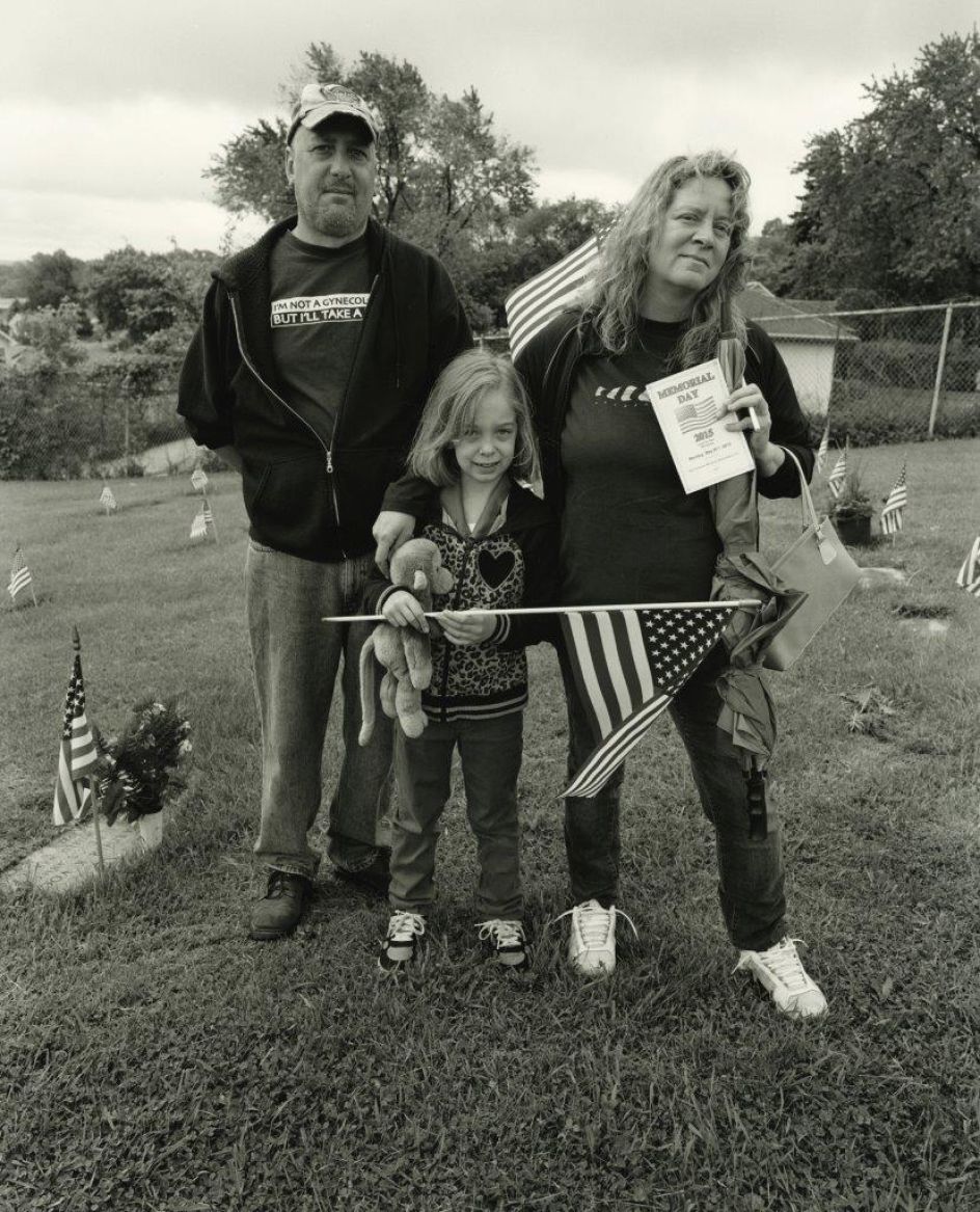 Family, Memorial Day, West St. Paul, Minnesota, 2015 | Images copyright Tom Arndt, courtesy Howard Greenberg Gallery