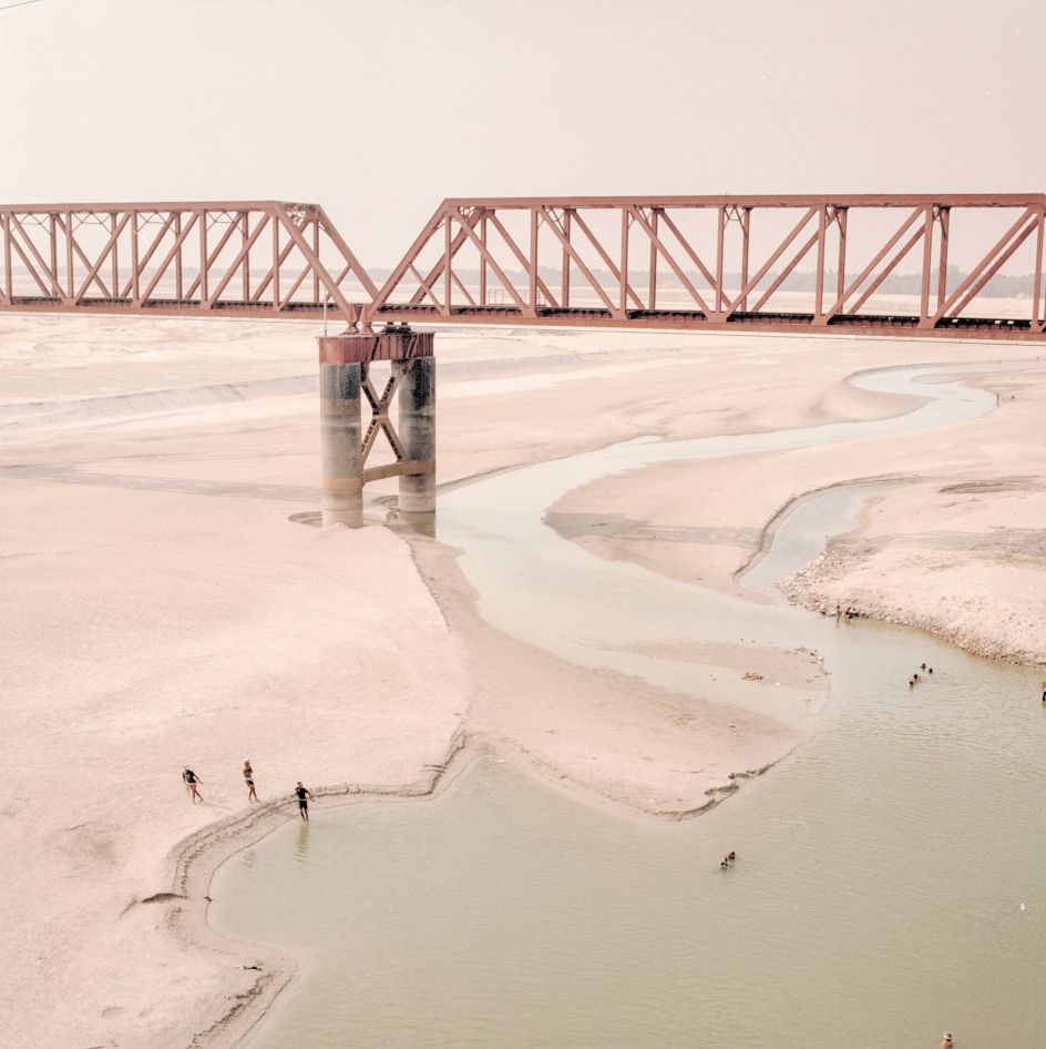 Bhairab Railway Bridge, where the Ganges enters Bangladesh after the Farakka Dam © Giulio Di Sturco