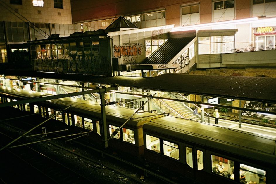 Schönhauser Allee 6 JPG-Format (4.396 KB) 2500 x 1673 Pixel © Ama Split and Riky Kiwy