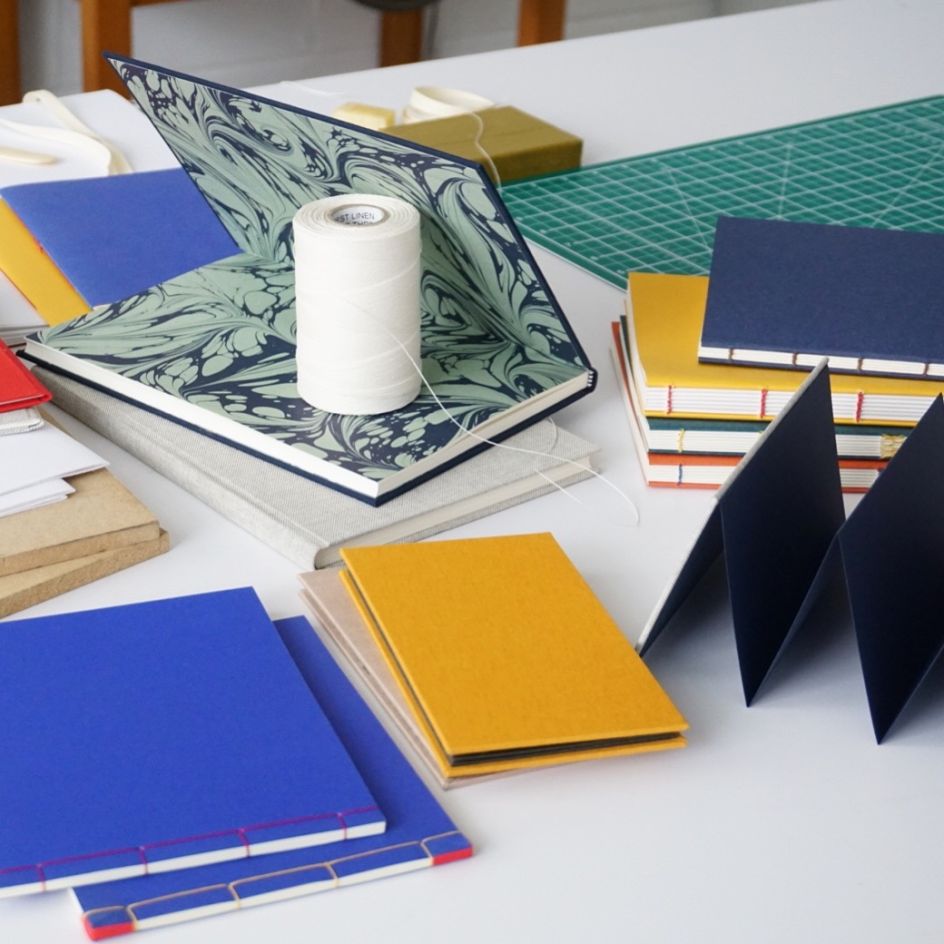 Book binding with LCBA