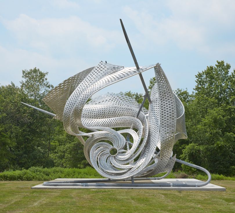 Frank Stella, K.304, 2013, aluminum and stainless steel, 920 x 1270 x 1170 cm. Picture credit: artwork © Frank Stella (page 121)