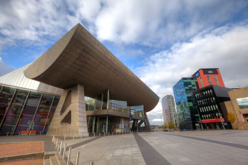 Image Credit: The Lowry, Salford Quays. [Debu55y / Shutterstock.com](http://www.shutterstock.com/cat.mhtml?lang=en&search_source=search_form&search_tracking_id=7eyDCMAKKJ1WWlG1Ct4qJg&version=llv1&anyorall=all&safesearch=1&searchterm=salford+quays&search_group=&orient=&search_cat=&searchtermx=&photographer_name=&people_gender=&people_age=&people_ethnicity=&people_number=&commercial_ok=&color=&show_color_wheel=1#id=117993802&src=QclahMeYZkHTDr9dPKWZrw-1-42)