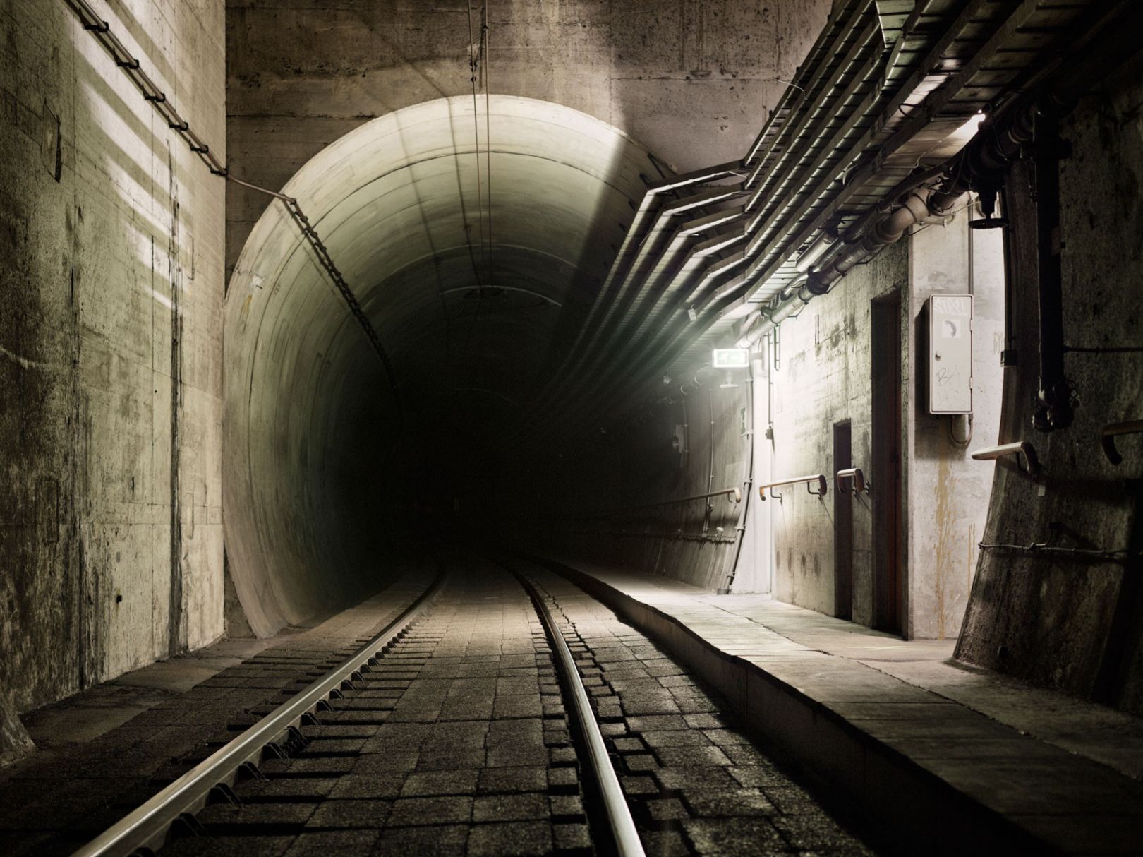 Underground Landscapes Fascinating photographs of subway tunnels