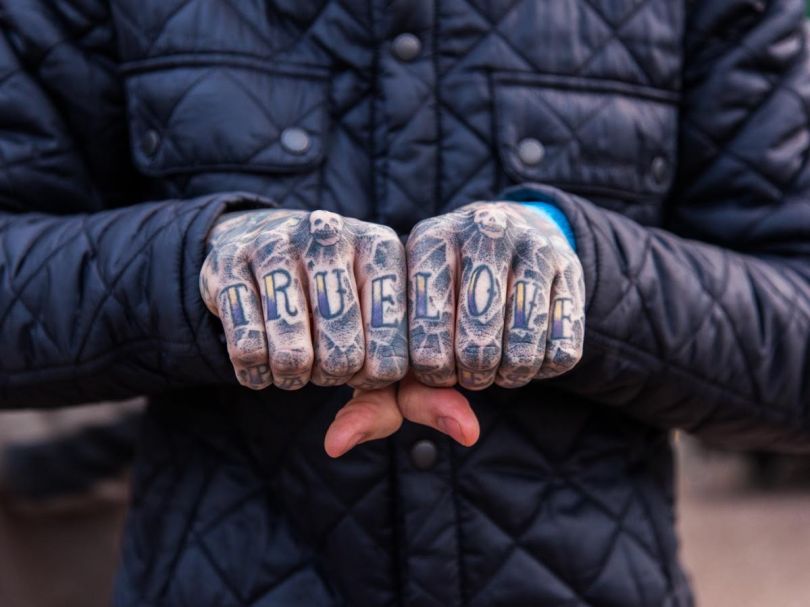 Knuckles: Photographer documents the fascinating world of knuckle tattoos |  Creative Boom