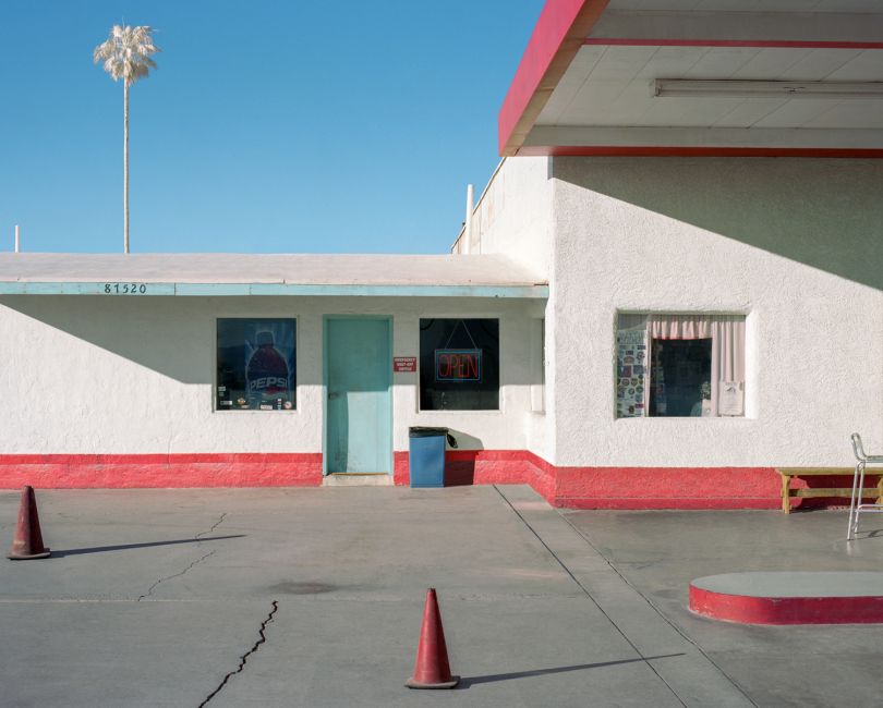 Gas Station, Route 66, 2018 © George Byrne