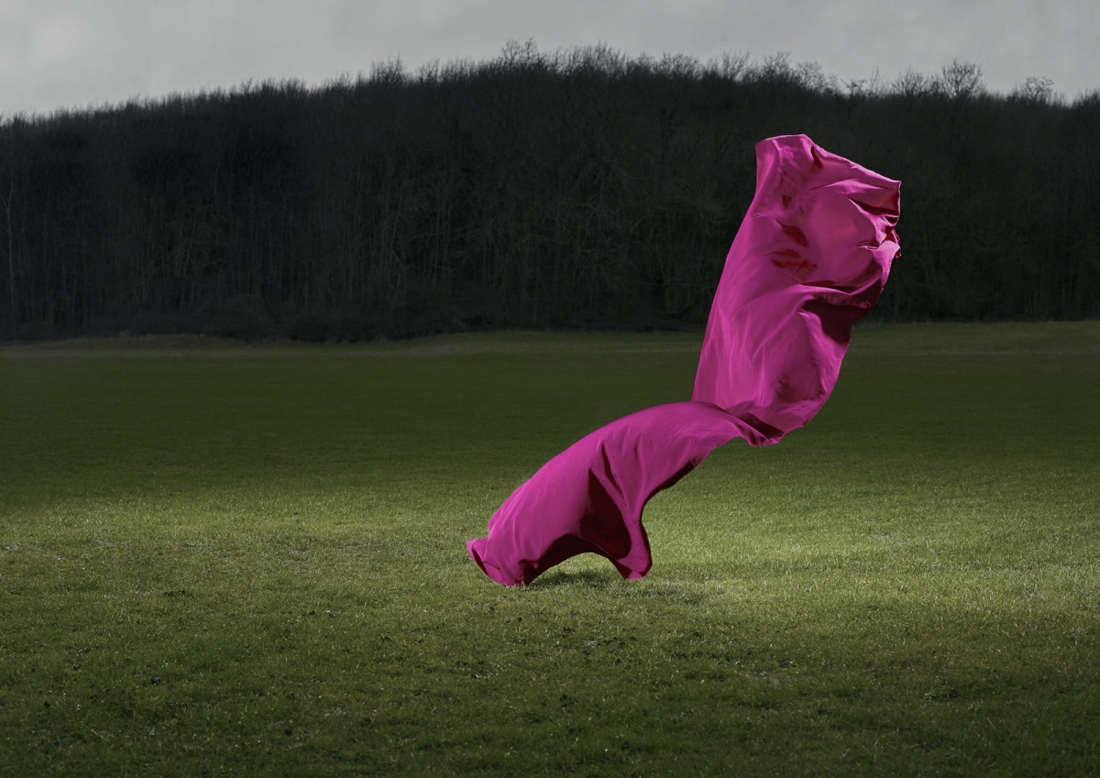 Freeze Motion Photographs That Transform Floating Fabric Into