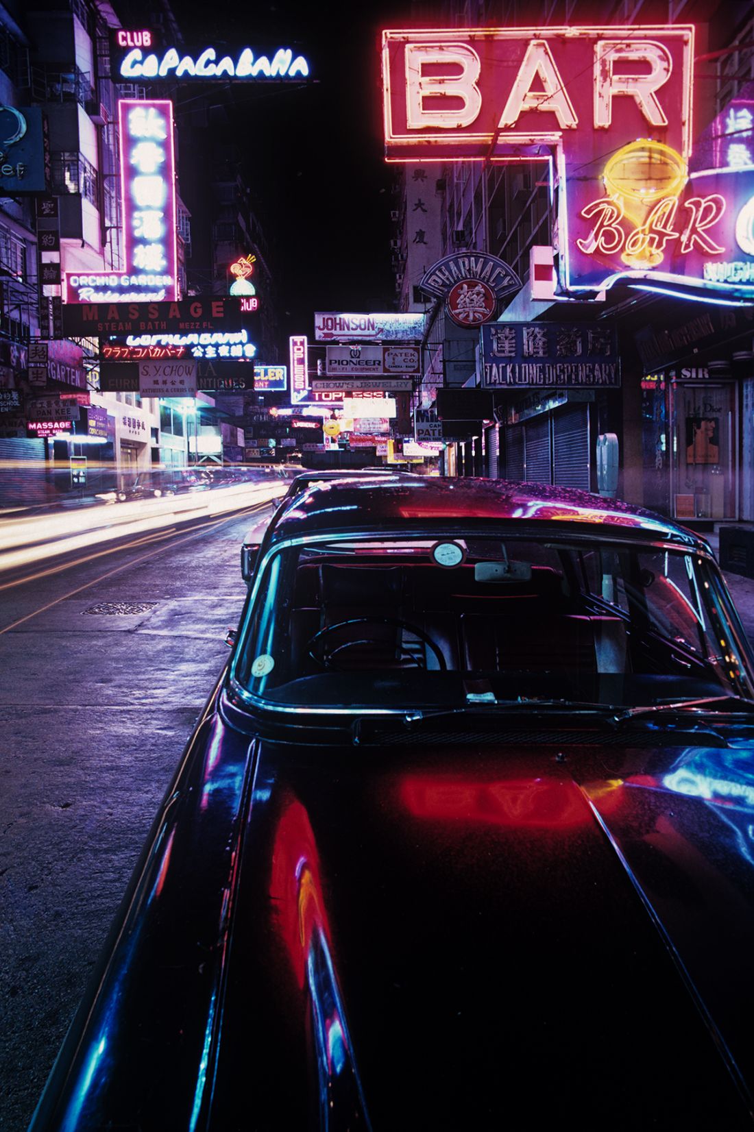 Greg Girard's nocturnal photographs of Hong Kong's Night Life in the ...