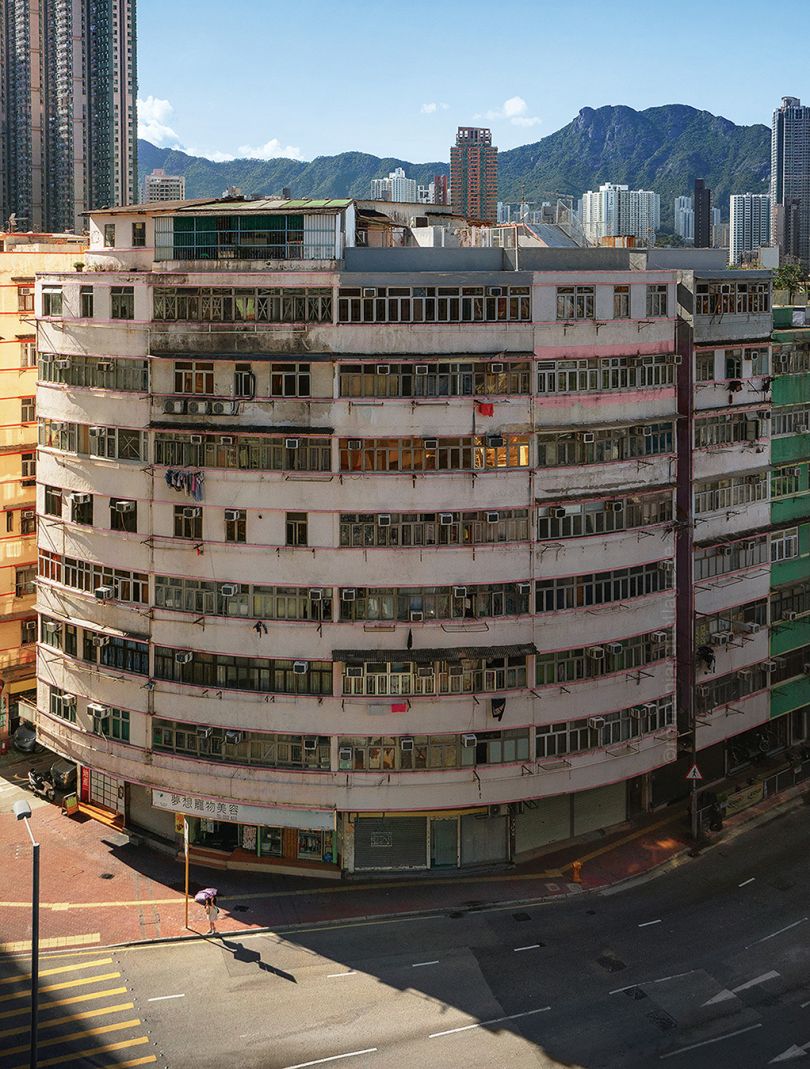 © Romain Jacquet-Lagréze, Under the Scorching Sun, Hong Kong 2021, Courtesy of Blue Lotus Gallery
