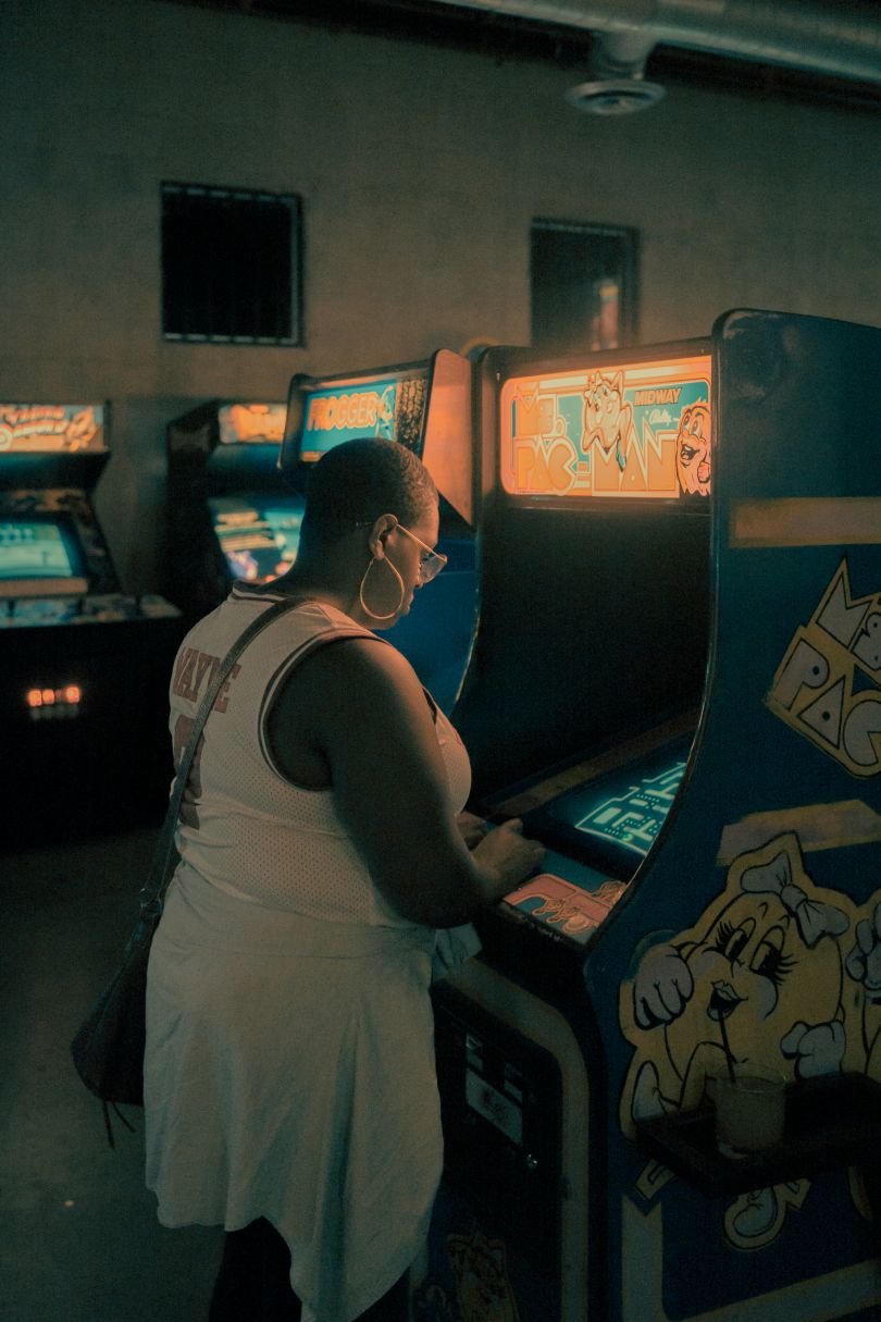 Franck Bohbot menangkap hasrat orang-orang untuk bermain game dalam foto arcade yang memukau