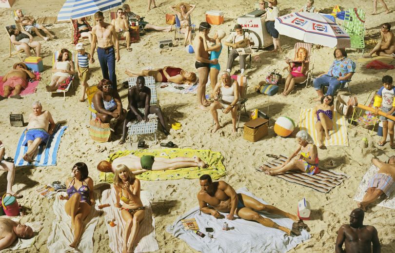 Crowd #3 (Pelican Beach), 2013 © Alex Prager Studio and Lehmann Maupin, New York and Hong Kong. Courtesy Alex Prager Studio, Lehmann Maupin, New York and Hong Kong.
