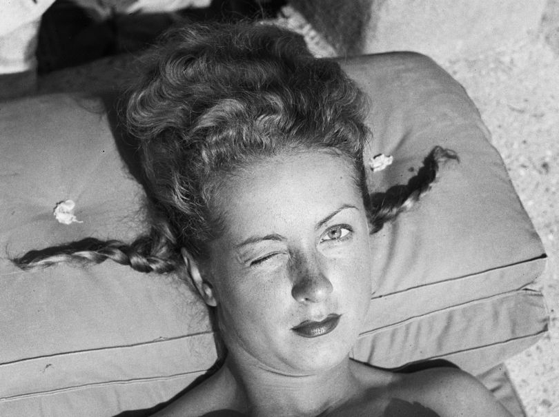 Danielle Darrieux, Septembre, Eden Roc, 1941 © Ministère de la Culture - France / A.A.J.H.L
