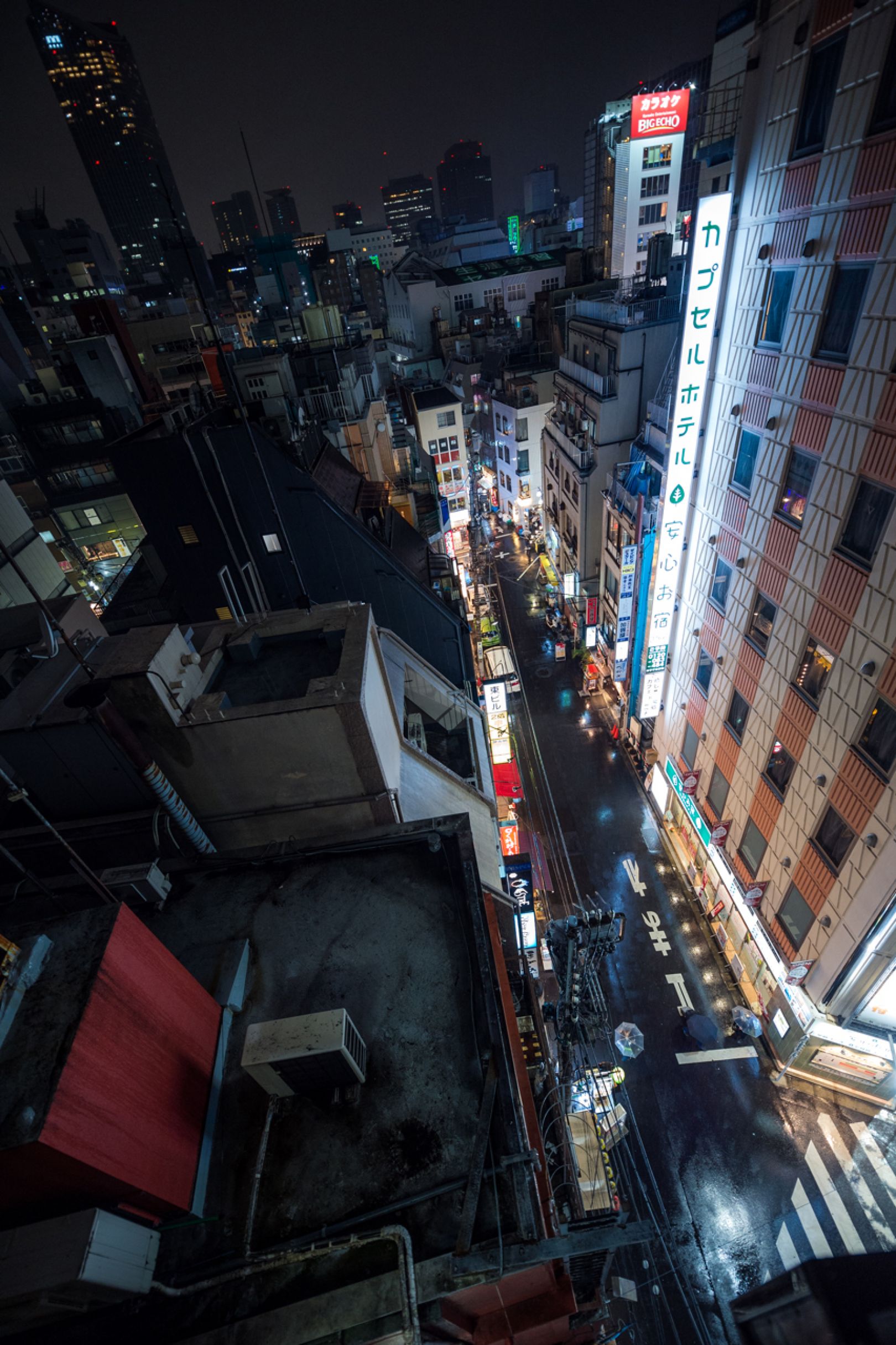 Dark Tokyo From Above Photographer captures Japan's neon capital from