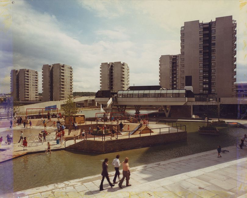 Children’s playground and the Lakeside Health Centre, Tavy Bridge. 1973 © Bexley Local Studies & Archive Centre