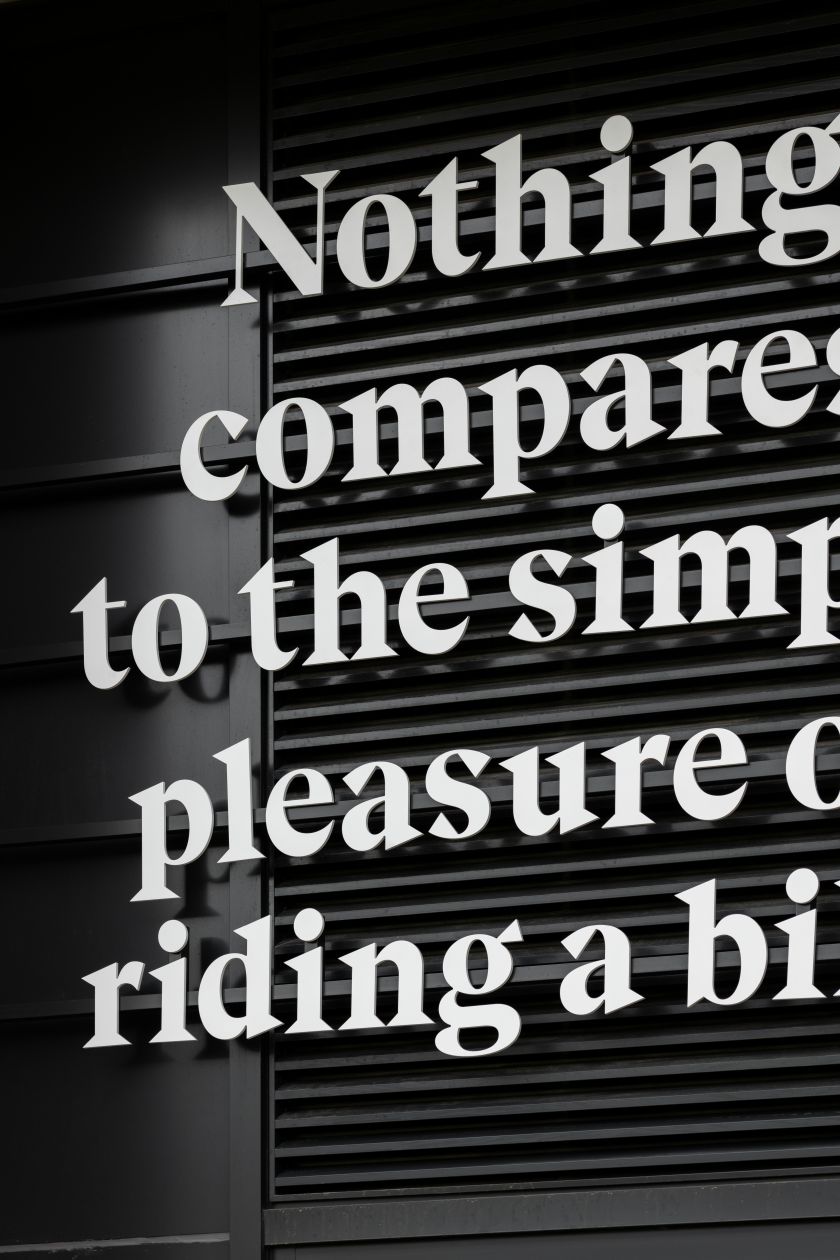 DNCO launches bespoke new wayfinding system for Edinburgh's 1 New Park Square