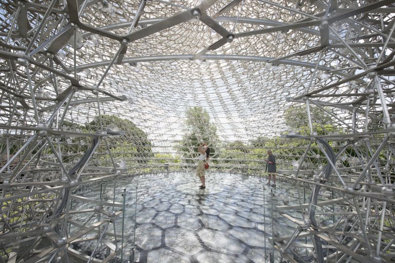 The Hive: Kew Gardens' breathtakingly beautiful installation simulates