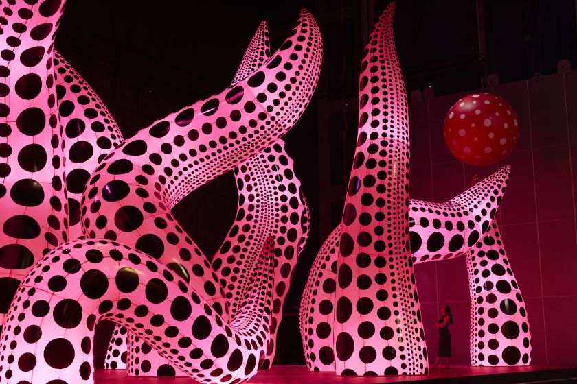 A Bouquet of Love I Saw in the Universe, 2021 Installation view from Manchester International Festival 2023 exhibition ‘Yayoi Kusama_ You, Me and the Balloons’ at Aviva Studios. Images © David Levene