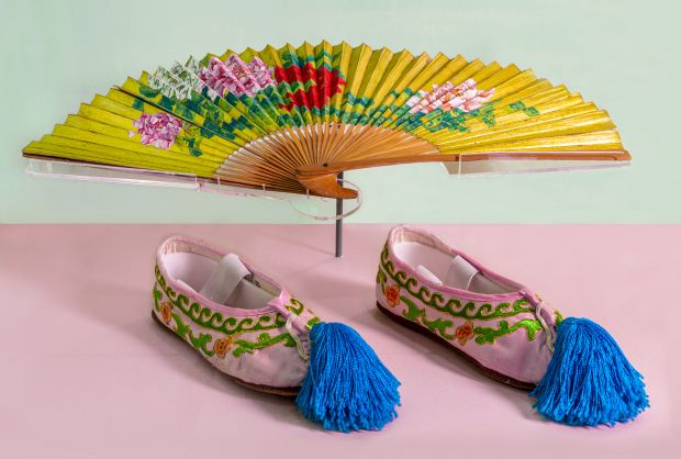 Chinese fan and slippers. Image: Kathy Hall, British Library